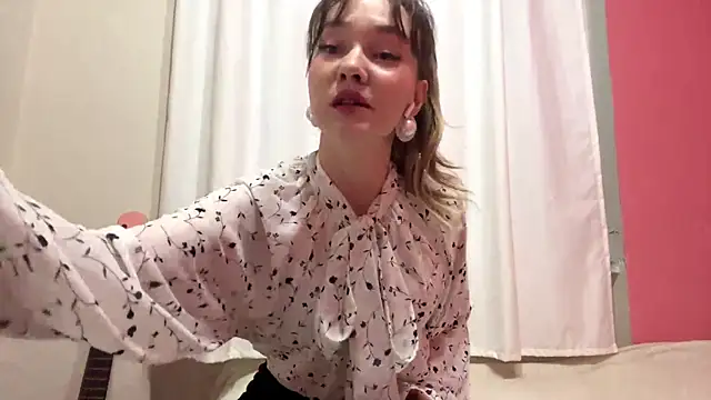 Snapshot of ProlateFibrin chatting on 12/18/25, 08:12 ProlateFibrin online show from 12/18/25, 08:12