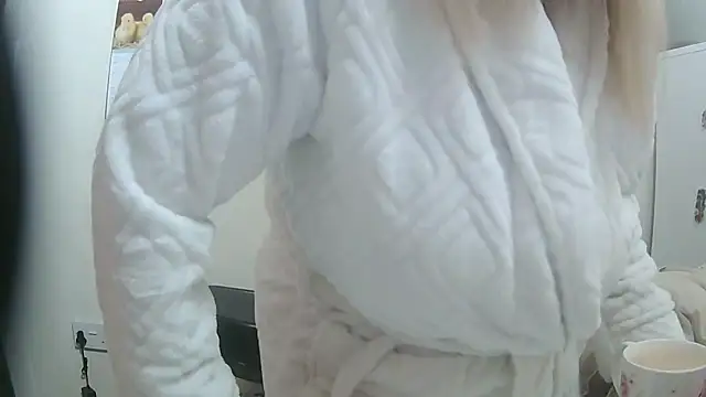 theblondecocklover online show from 03/10/26, 05:00