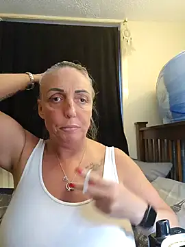 Snapshot of theblondecocklover chatting on 05/09/26, 08:12 theblondecocklover online show from 05/09/26, 08:12