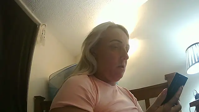 theblondecocklover online show from 04/04/26, 07:31