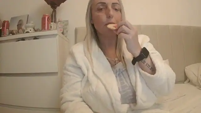 theblondecocklover online show from 03/05/26, 09:11