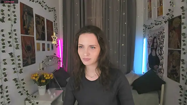 Ariadna Shy online show from 10/25/25, 10:21