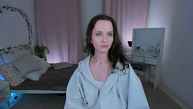 Ariadna Shy online show from 03/07/26, 09:42