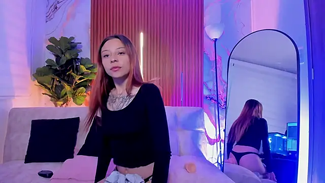 Snapshot of Nickie_reed_ chatting on 01/05/26, 08:45 Nickie reed online show from 01/05/26, 08:45