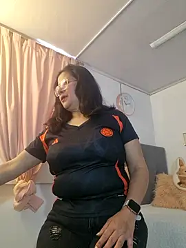 Snapshot of christy_ant chatting on 06/23/26, 06:06 christy ant online show from 06/23/26, 06:06