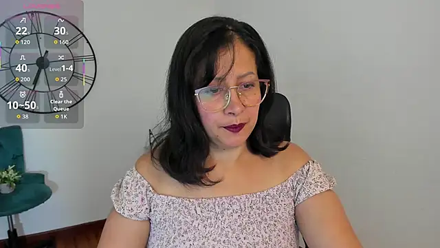 Snapshot of christy_ant chatting on 02/13/26, 07:14 christy ant online show from 02/13/26, 07:14