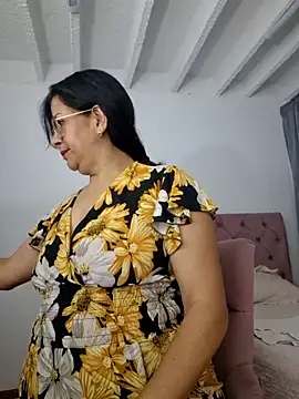 christy ant online show from 05/15/26, 07:23