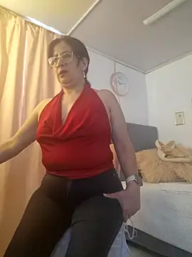 Snapshot of christy_ant chatting on 06/19/26, 07:41 christy ant online show from 06/19/26, 07:41