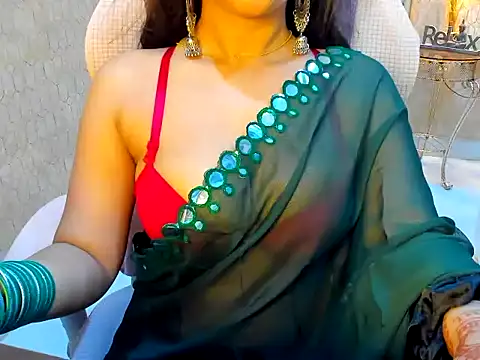 DimondGirl  online show from 03/27/26, 07:59