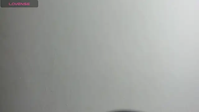 LINA DUBOIS3 online show from 12/22/25, 12:49