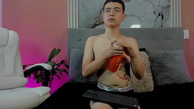 alex xhunter online show from 04/10/26, 07:21