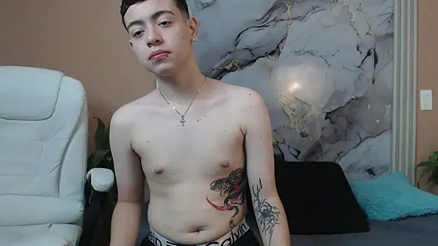 alex xhunter online show from 02/03/26, 12:21