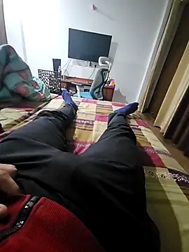 NunnuLelo online show from 12/16/25, 10:25