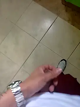 Gloryholeroom online show from 04/04/26, 08:26