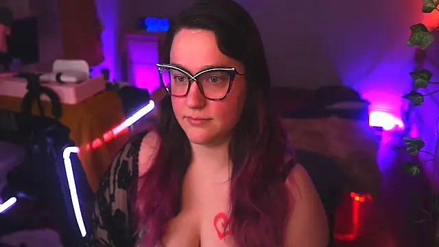 FireproofCuriousiteaze online show from 04/09/26, 01:51