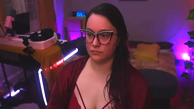 FireproofCuriousiteaze online show from 04/15/26, 05:57