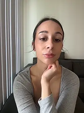 ChiaraSommer online show from 03/10/26, 07:07