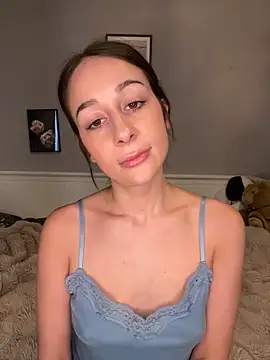 ChiaraSommer online show from 04/09/26, 04:13