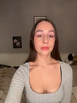 ChiaraSommer online show from 04/03/26, 04:13