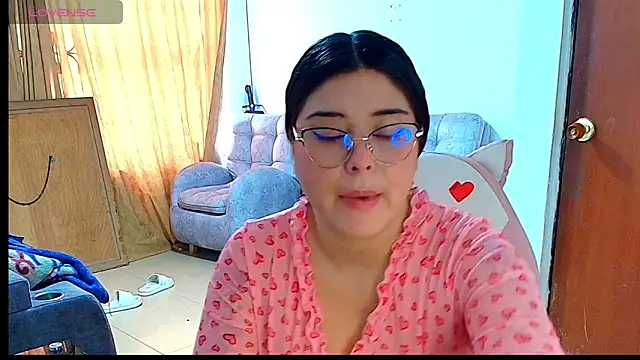 Snapshot of im_hanna_x2 chatting on 02/28/26, 07:13 im hanna x2 online show from 02/28/26, 07:13