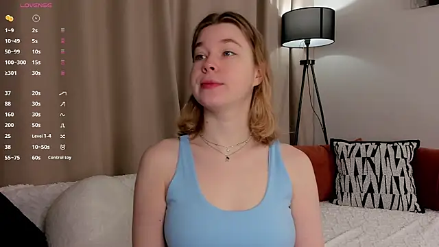 Snapshot of MilaBooobs chatting on 12/18/25, 12:20 MilaBooobs online show from 12/18/25, 12:20