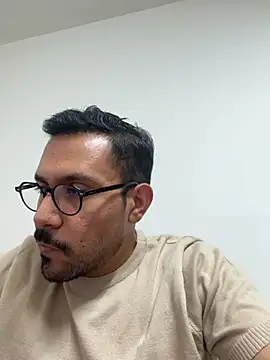 AdrianGarcia89 online show from 03/28/26, 02:12