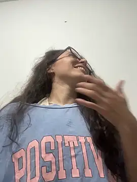 LatinDoll8 online show from 04/06/26, 02:07