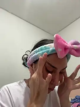 LatinDoll8 online show from 05/20/26, 12:29