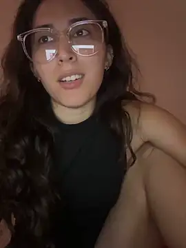 LatinDoll8 online show from 04/28/26, 08:02
