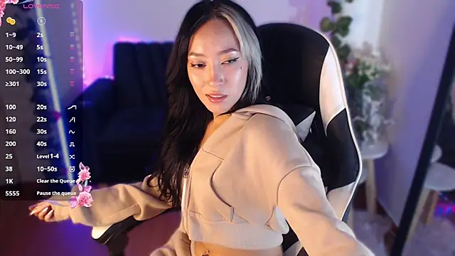 viicky r online show from 05/12/26, 08:37