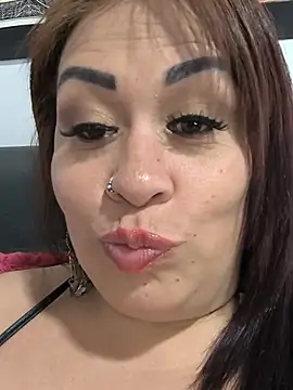 Natymendoza998 online show from 06/11/26, 05:37