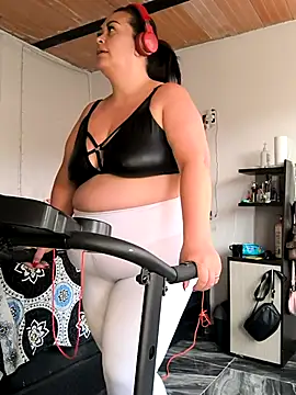 Natymendoza998 online show from 02/04/26, 08:37