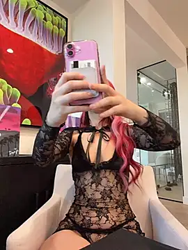 Snapshot of itscleomoon chatting on 02/27/26, 11:04 itscleomoon online show from 02/27/26, 11:04