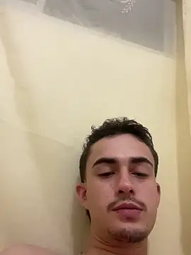 Snapshot of roger_rabiit chatting on 12/17/25, 08:52 roger rabiit online show from 12/17/25, 08:52