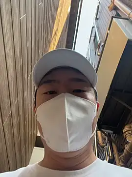 sora to online show from 05/20/26, 05:37
