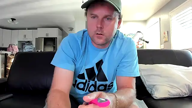 Studmuffin4you online show from 08/07/26, 02:06