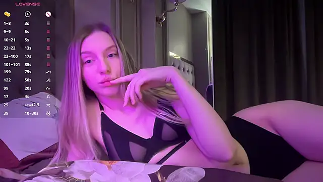 blondinkaa online show from 03/07/26, 06:24