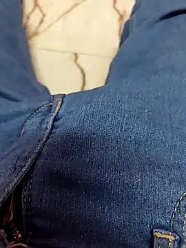 AqueousCrepe online show from 02/14/26, 01:00