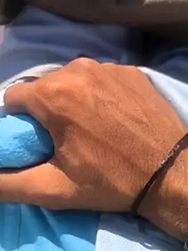 Honey-4u online show from 12/18/25, 04:39