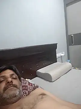 Snapshot of Telugumistress chatting on 12/17/25, 06:46 Telugumistress online show from 12/17/25, 06:46