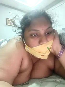 Snapshot of Telugumistress chatting on 02/24/26, 05:36 Telugumistress online show from 02/24/26, 05:36