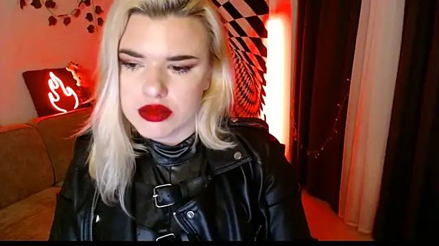 Snapshot of Ariana_Saint chatting on 02/20/26, 10:55 Ariana Saint online show from 02/20/26, 10:55