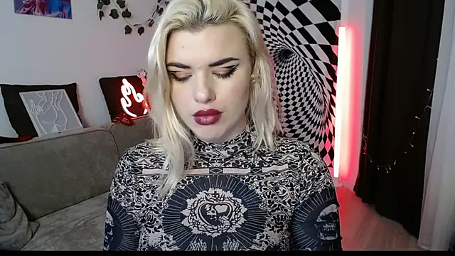 Snapshot of Ariana_Saint chatting on 02/07/26, 08:17 Ariana Saint online show from 02/07/26, 08:17