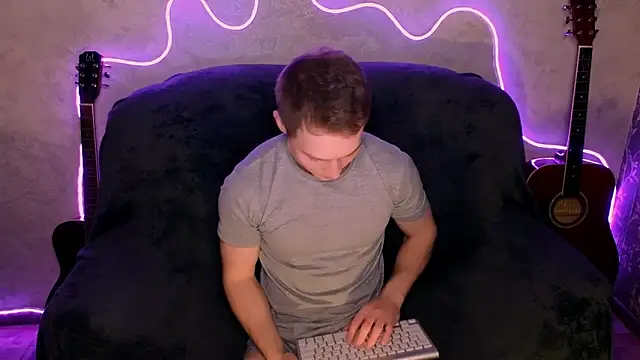 playoliver online show from 12/19/25, 09:55