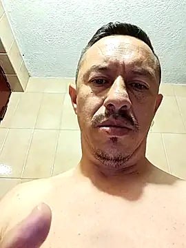 Snapshot of L_hotcream chatting on 02/19/26, 10:12 L hotcream online show from 02/19/26, 10:12