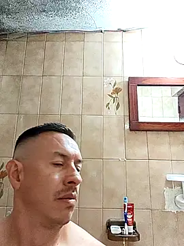 Snapshot of L_hotcream chatting on 02/10/26, 02:05 L hotcream online show from 02/10/26, 02:05