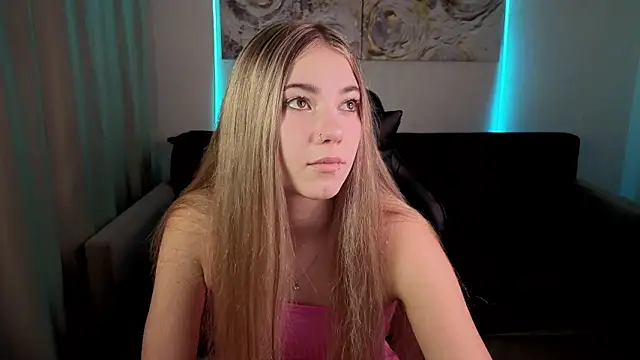 Snapshot of angel_lin chatting on 01/14/26, 02:20 angel lin online show from 01/14/26, 02:20