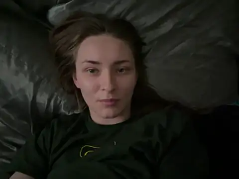 chatwithbri online show from 12/18/25, 01:26