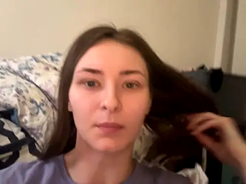 chatwithbri online show from 12/19/25, 11:01