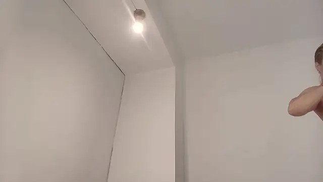 saramaartinez online show from 02/20/26, 01:02